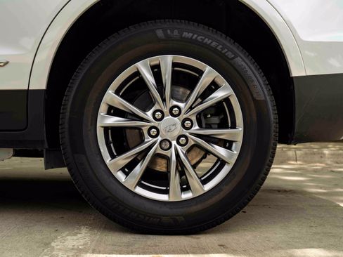 Used 2022 Cadillac XT5 Premium Luxury FWD image 15
