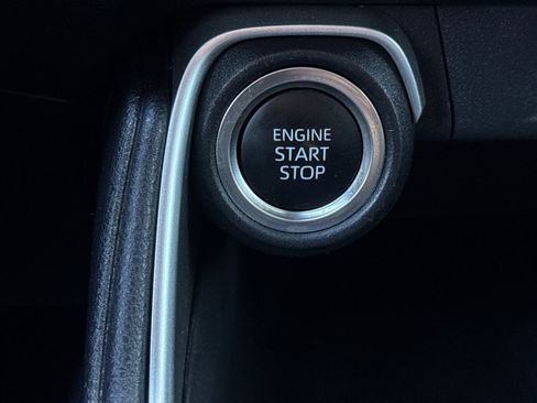 Used 2025 Toyota Grand Highlander AWD image 23