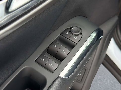 New 2026 Chevrolet Traverse LT w/ Driver Confidence Package image 18