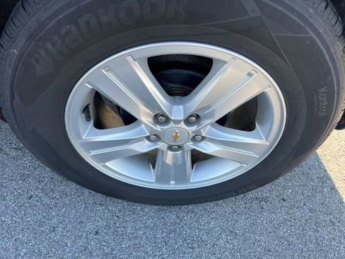 Used 2018 Chevrolet Trax LT w/ LT Convenience Package image 12