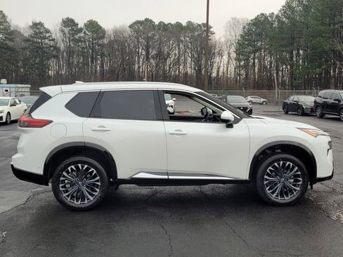 New 2026 Nissan Rogue Platinum w/ Platinum Premium Package AWD/4WD image 2