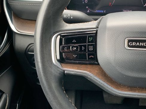 Used 2024 Jeep Grand Wagoneer L 4WD image 12