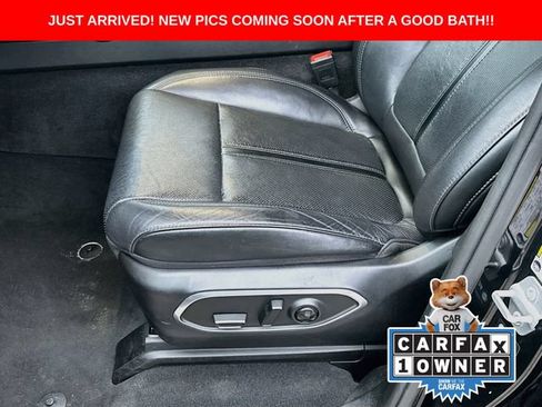 Used 2024 Jeep Wagoneer Series III AWD/4WD image 21