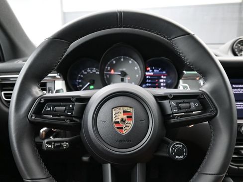 Used 2025 Porsche Macan S image 7