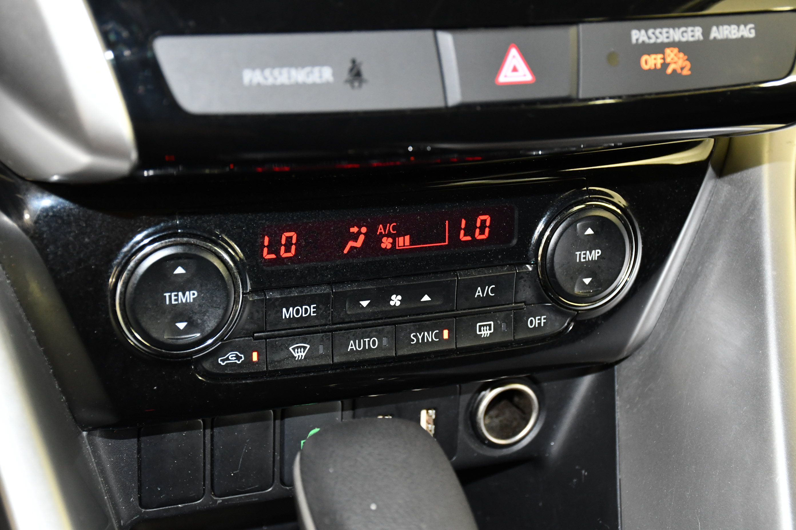 Used 2025 Mitsubishi Eclipse Cross SE AWD/4WD image 28