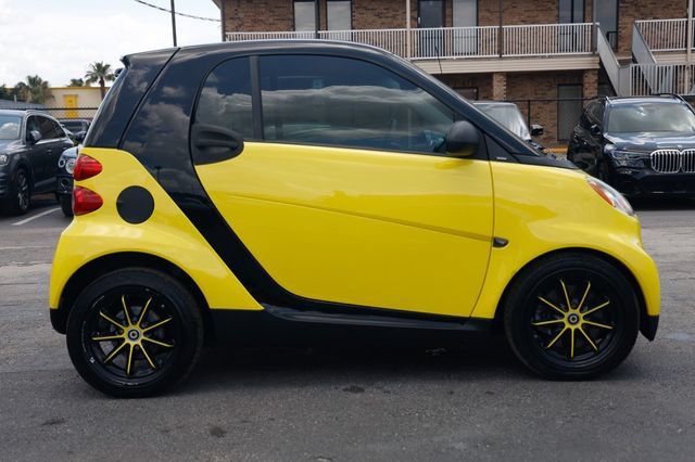 Used 2008 smart fortwo pure RWD image 16
