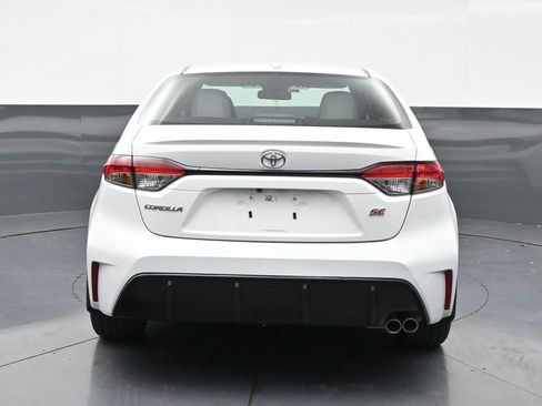 Used 2024 Toyota Corolla SE FWD image 4