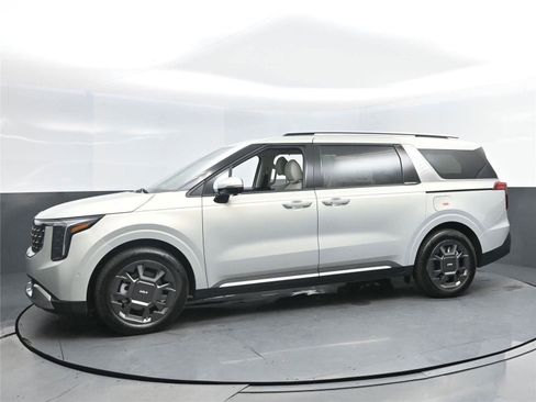 New 2026 Kia Carnival SX image 4