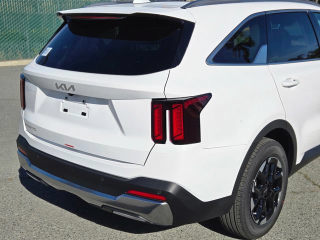 New 2026 Kia Sorento S w/ S Panoramic Sunroof Package FWD image 10