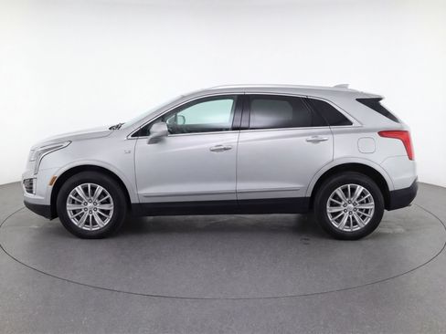 Used 2018 Cadillac XT5 FWD image 6