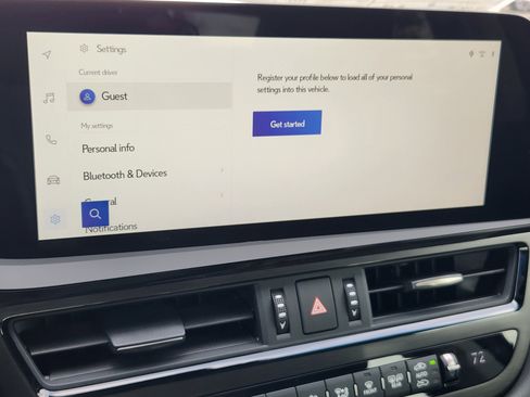 New 2025 Lexus ES 350 Ultra Luxury image 14