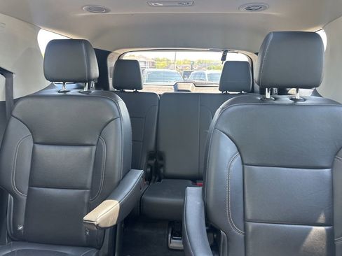 Used 2019 Chevrolet Traverse Premier w/ Redline Edition AWD/4WD image 10