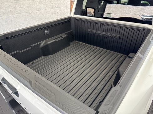 New 2025 Toyota Tacoma SR5 image 9
