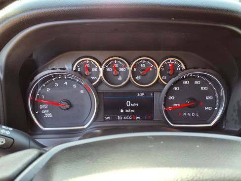 Used 2022 Chevrolet Silverado 1500 RST image 16