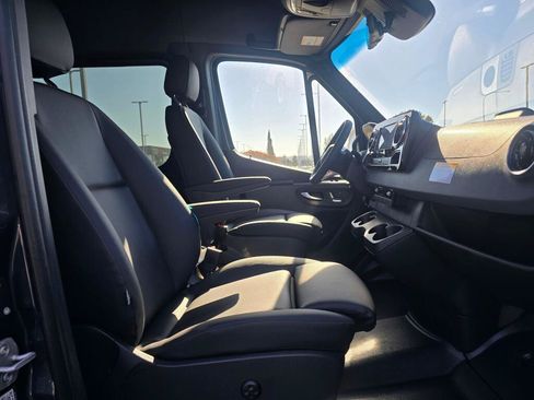 New 2026 Mercedes-Benz Sprinter 2500 image 26