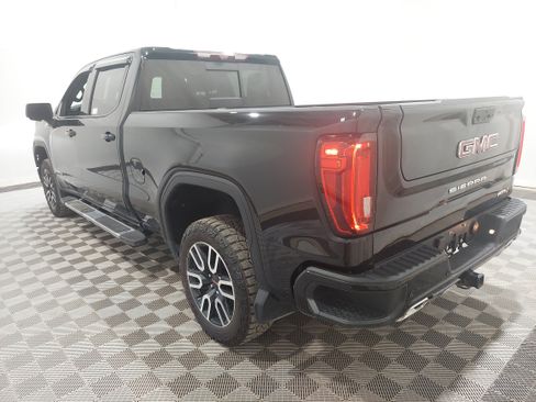 Used 2022 GMC Sierra 1500 AT4 w/ AT4 Premium Package AWD/4WD image 2