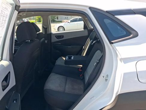Used 2021 Hyundai Kona SE AWD/4WD image 22