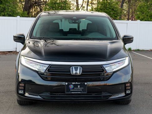 Used 2023 Honda Odyssey Touring image 2