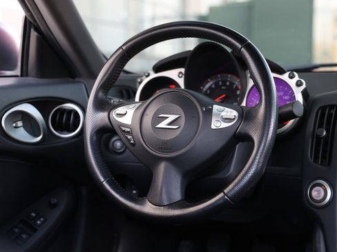 Used 2020 Nissan 370Z Coupe image 26