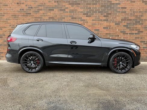 Used 2022 BMW X5 M50i w/ Executive Package image 8