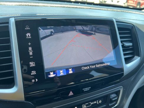 Used 2017 Honda Pilot EX image 34