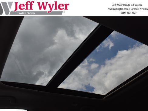 New 2025 Honda Pilot Touring image 28