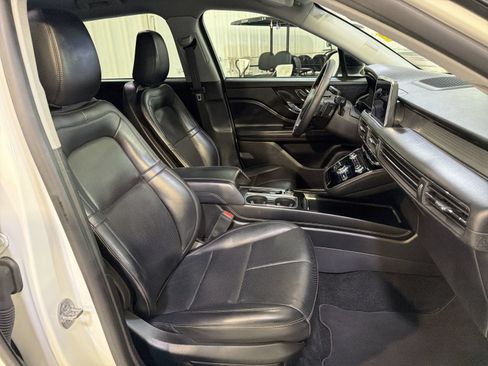 Used 2022 Lincoln Corsair FWD w/ Equipment Group 101A image 28