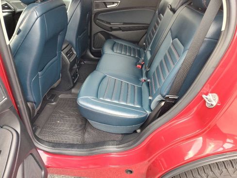 Used 2023 Ford Edge SEL w/ Sport Appearance Package image 15