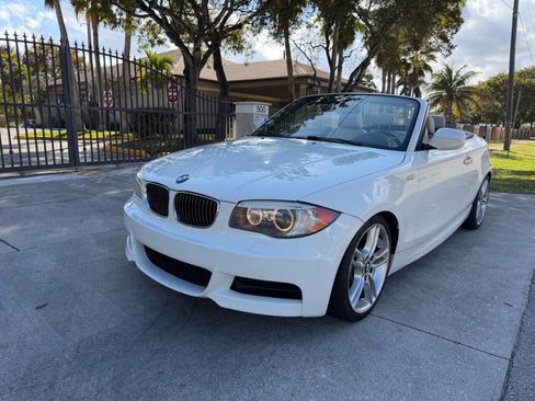 Used 2012 BMW 135i Convertible image 6