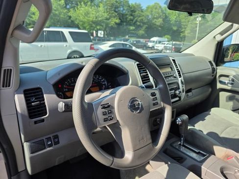 Used 2014 Nissan Frontier S AWD/4WD image 26