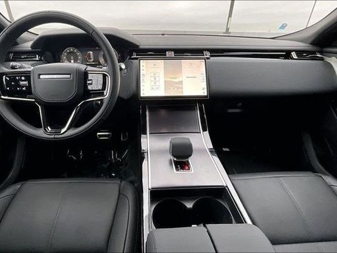 New 2026 Land Rover Range Rover Velar Dynamic SE image 5