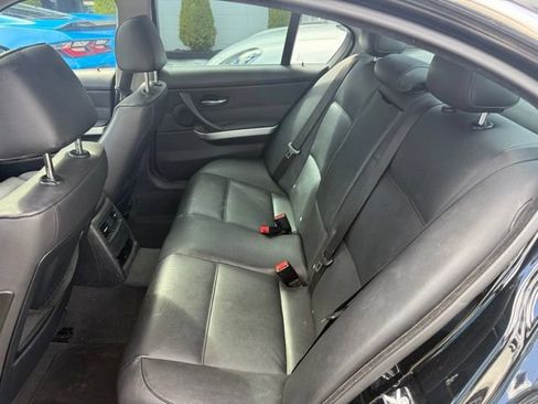 Used 2006 BMW 330i Sedan RWD image 10