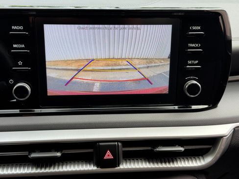 Used 2021 Kia K5 LXS FWD image 23