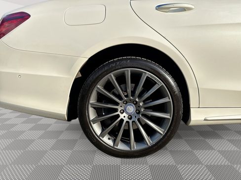 Used 2015 Mercedes-Benz S 550 Sedan image 30