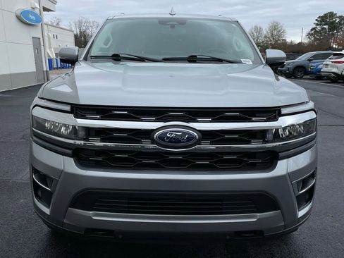Used 2022 Ford Expedition Limited image 9