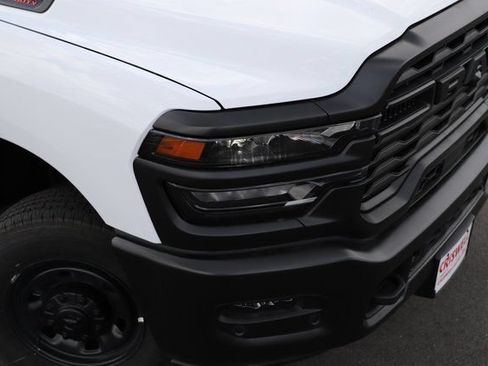 New 2025 RAM 2500 Tradesman AWD/4WD image 2