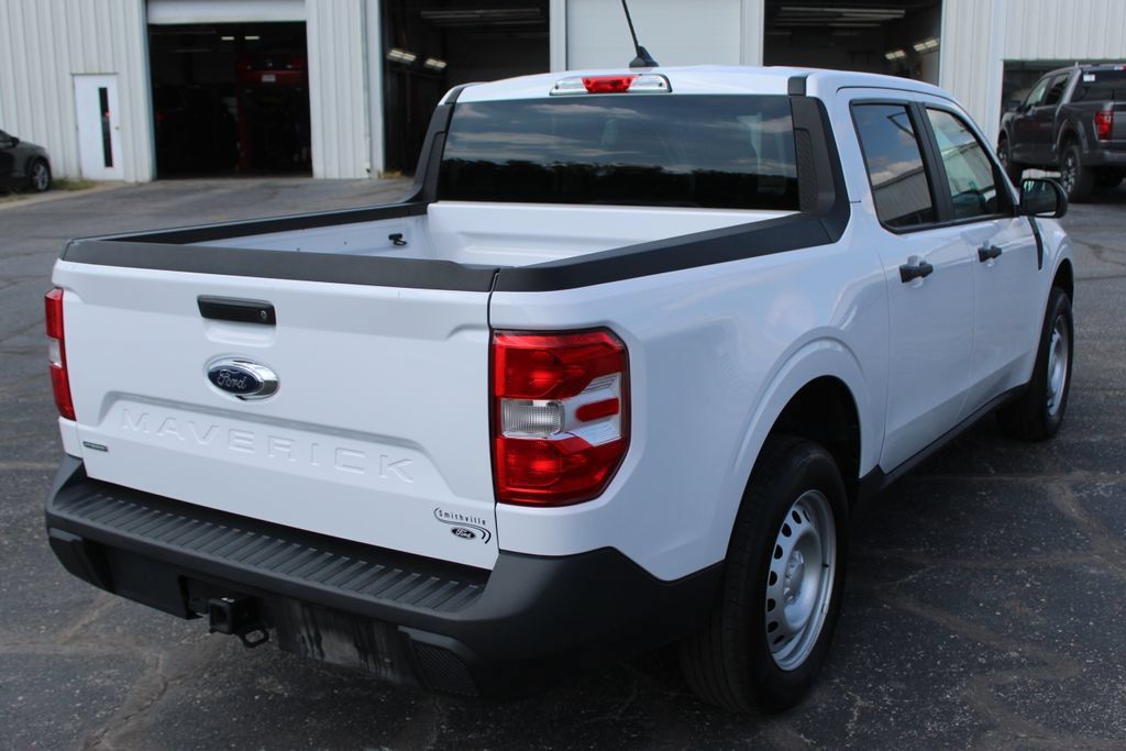 Used 2022 Ford Maverick XL FWD image 6