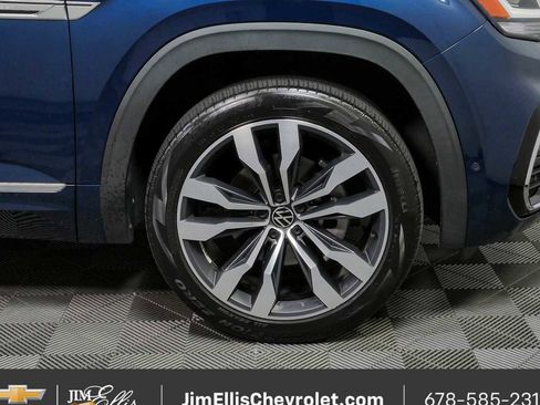 Used 2022 Volkswagen Atlas Cross Sport SEL Premium R-Line AWD/4WD image 38