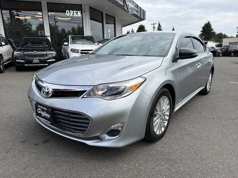 Used 2015 Toyota Avalon XLE Premium FWD image 1