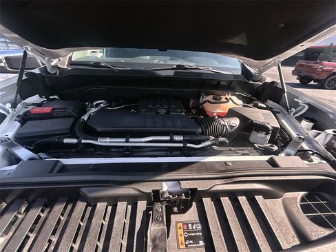 Used 2022 Chevrolet Silverado 1500 LT image 31