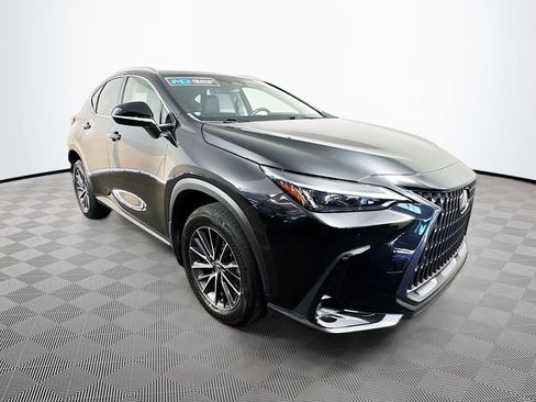 Used 2023 Lexus NX 350 AWD image 3