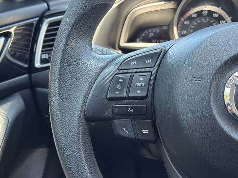 Used 2016 MAZDA MAZDA3 i Sport FWD image 26