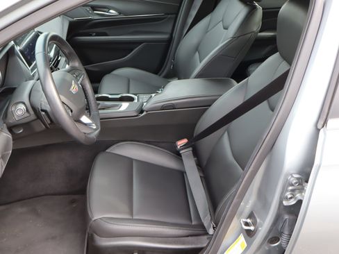 Used 2024 Cadillac CT4 Luxury w/ Cold Weather Package image 16