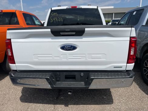 Used 2023 Ford F150 XLT w/ XTR Package image 12