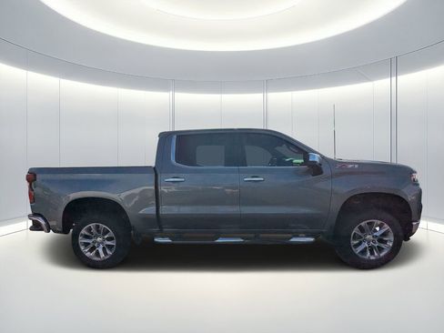 Used 2020 Chevrolet Silverado 1500 LTZ image 3