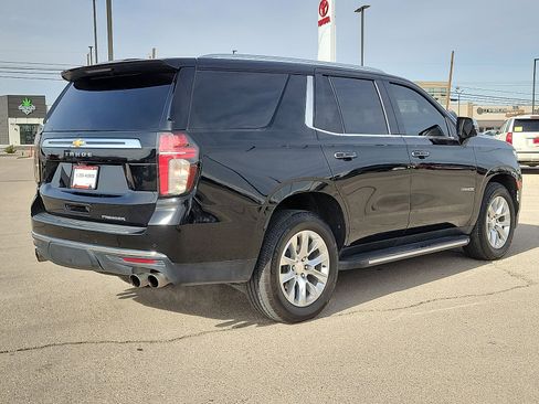 Used 2021 Chevrolet Tahoe Premier w/ Premium Package image 4