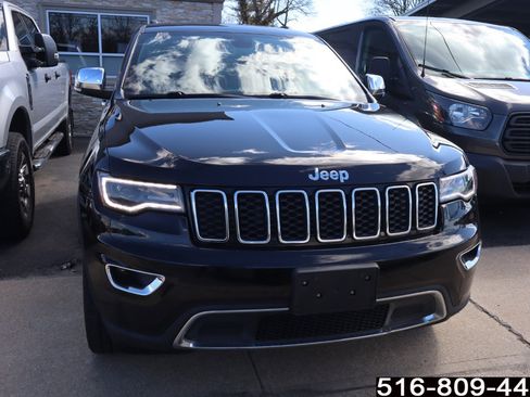 Used 2020 Jeep Grand Cherokee Limited w/ Premium Lighting Group image 4