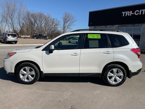 Used 2015 Subaru Forester 2.5i Premium image 3