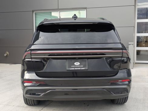 Used 2024 Lincoln Nautilus Reserve w/ Equipment Group 203A image 7