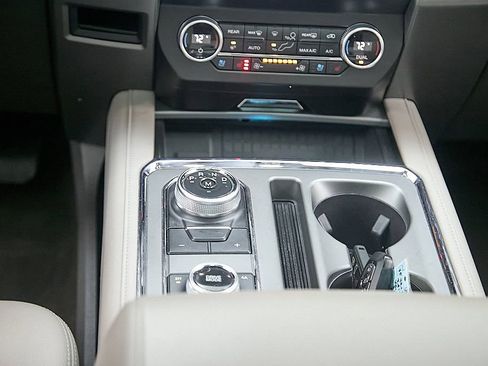 Used 2019 Ford Expedition XLT w/ Equipment Group 202A image 38